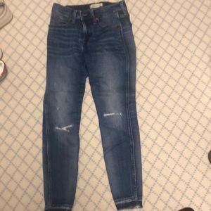 Madewell jeans- 26 petite